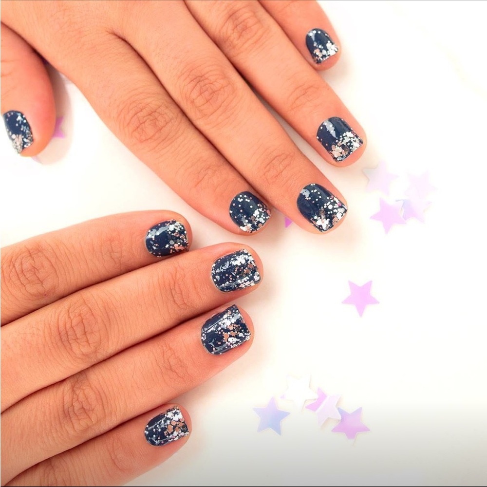 *Retired* Color Street: Lisbon Nights | Navy Blue Silver Glitter Sparkle Winter - Picture 6 of 11